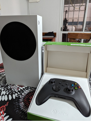 Xbox Series S Joystick A Estrenar. Se Vende X Fuer De Me Lib