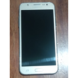 Celular Samsung Galaxy J5. 