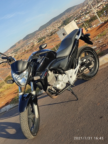 HONDA CB 300R
