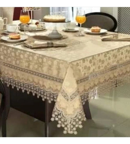 Toalha De Mesa Bordada Quadrada 8 Lugares  2.20x220