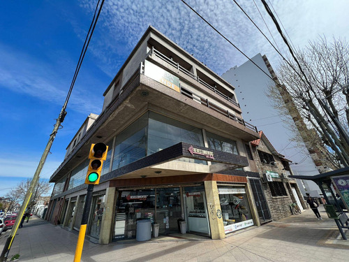 Avenida Mitre 6549, Wilde ¡vivienda, Local Comercial Y Deposito En Block A La Venta!