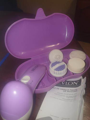 Cepillo Facial Revlon