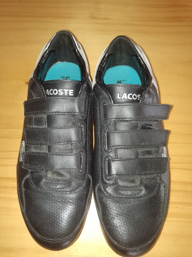 Zapatillas Lacoste.