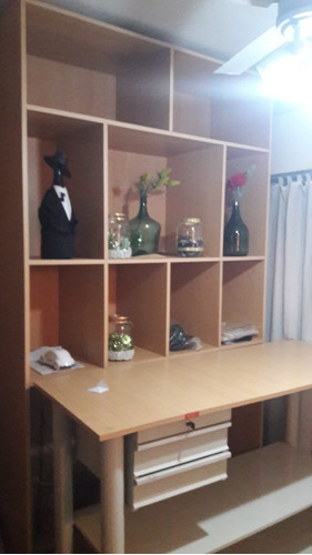 Mueble Tipo Exhibidor Para Ropa