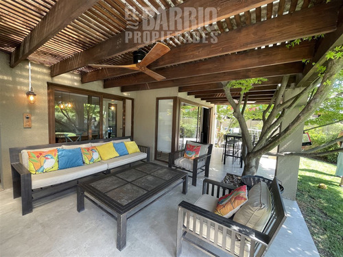 Casa En Venta De 3 Dorm. En Santa Elena - Imagen 4