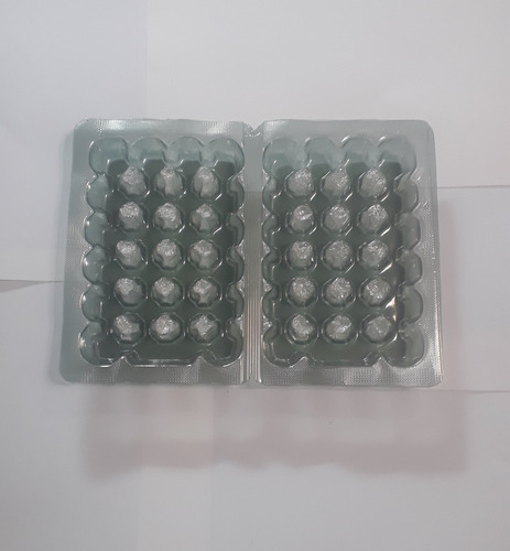 Estuches Plásticos Para Huevos De Codorníz X 100 Unidades