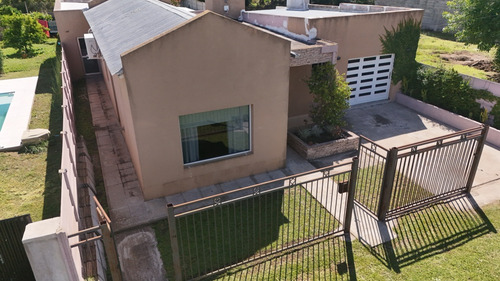 En Venta Hermosa Casa En Tapalque - Imagen 2