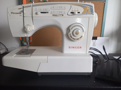 Maquina De Coser Singer Florencia 68