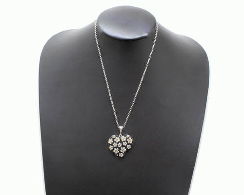 Lindo Collar Corazon Cristales Negro Flores Blancas C1027