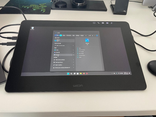 Tableta Digitalizadora Wacom Cintiq Pro 13 Dth-1320  Negra