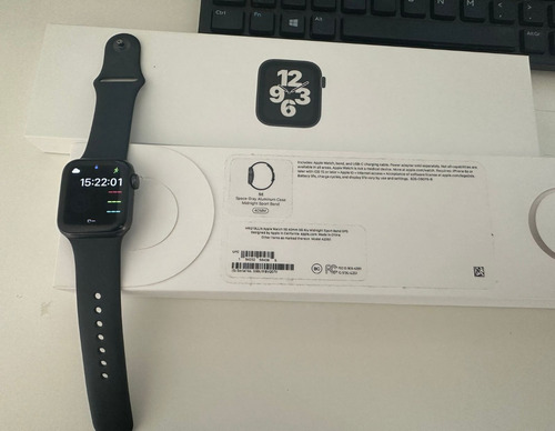 Apple Watch Se 40mm Midnight - Segunda Geração 