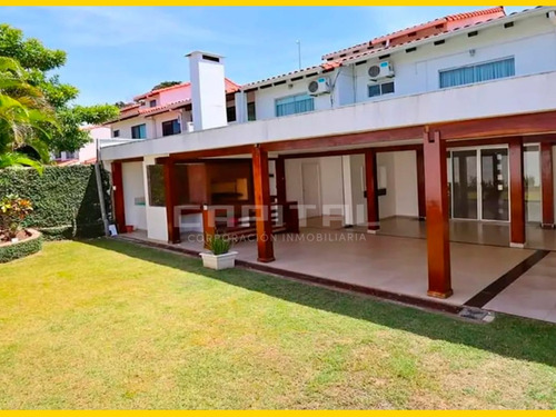 Casa En Venta En El Condominio Jardines Del Urubo - Imagen 3