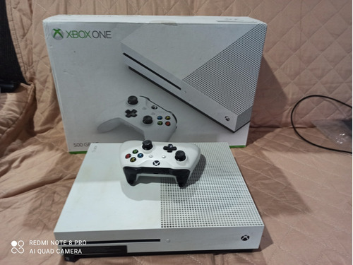 Xbox One S, 500gb Controle, Cabos E Com A Caixa.