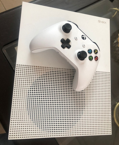 Microsoft Xbox One S 1tb Standard Color  Blanco Poco Uso 