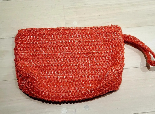 Clucht Tejido Crochet Hilo Nylon Color Coral. Divino. Usado