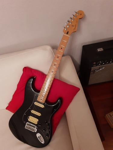 Guitarra Fender Stratocaster Fsr Hss (special Edition)