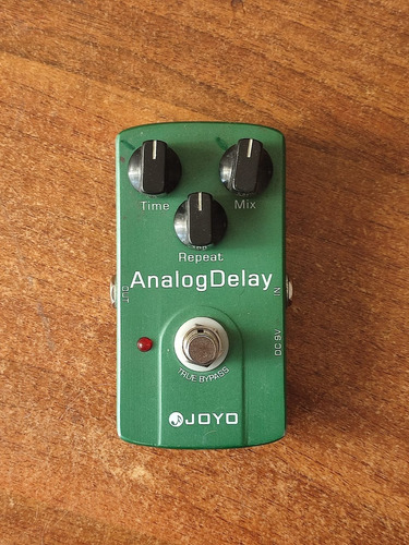 Pedal De Efecto Joyo Vintage Analog Delay Jf-33  Verde