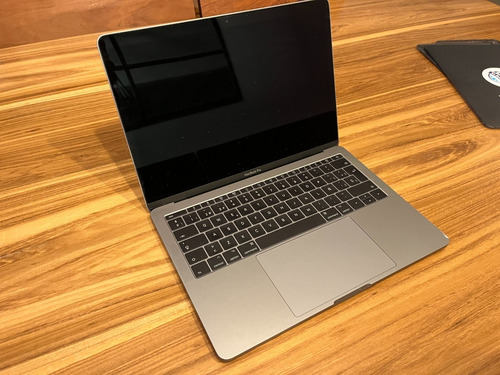 Macbook Pro A1708 (2017) 13 , I5 8gb