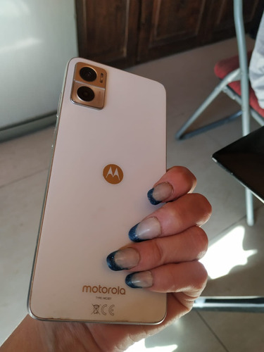 Celular Moto E22i