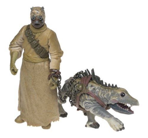 Figura De Acción Hasbro Star Wars Aotc Tusken Raider Con Mas