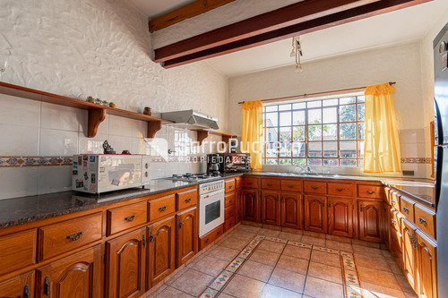 Venta Casa 4 Ambientes Con Piscina Y Quincho En Haedo. - Imagen 4