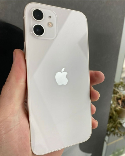 Apple iPhone 11 (64 Gb) - Vitrine - Branco