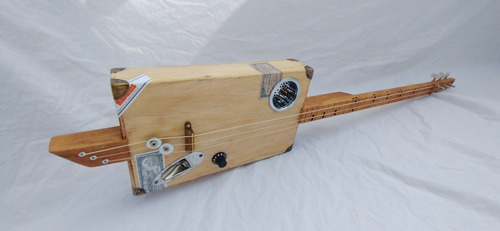 Cigar Box Guitar Natural 3strings Fretless 