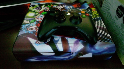 Xbox 360 Super Slim 