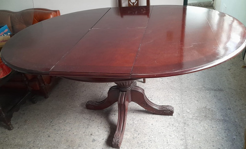 Juego De Comedor Estilo Reina Ana. 