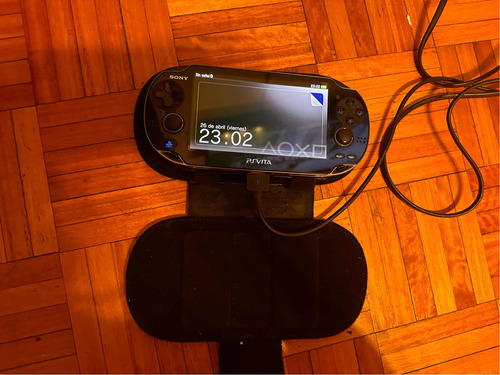 Ps Vita Con Cargador Y Funda