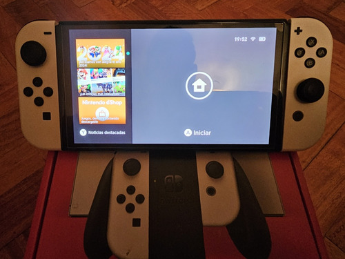 Nintendo Switch Oled Con Accesorios Y Juegos Digitales 