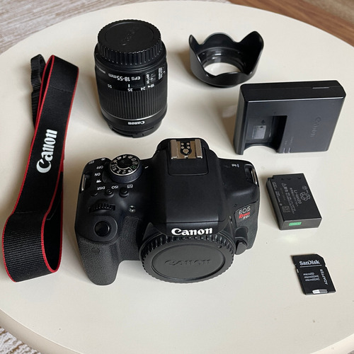 Canon Eos Rebel T6i (5993 Cliques) + Lente 18-55mm Stm + Kit