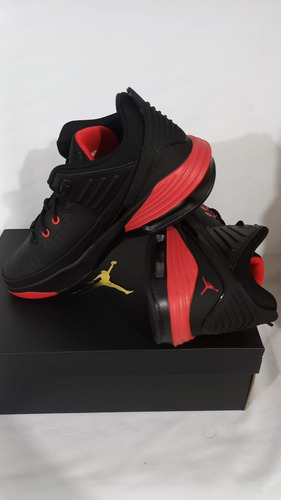 Nike Jordan Max Aura 5 Talla 7 Caballero