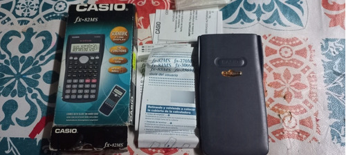 Calculadora Científica Casio Fx-82ms En Caja Con Manuales