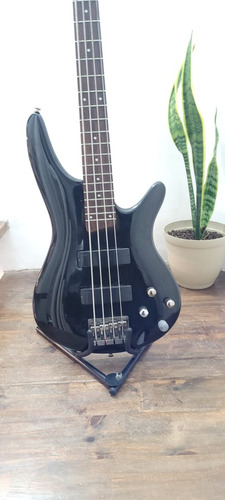 Bajo Ibanez Sr300 4 Cuerdas Activo Permuto