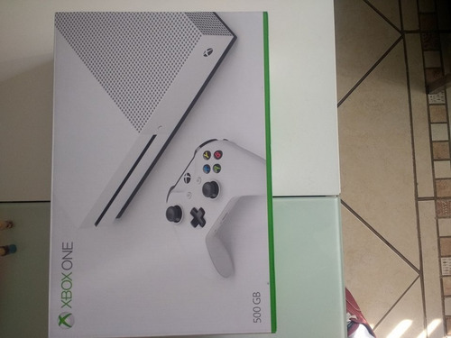 Xbox One S + Juegos (menos De Un Mes De Uso)