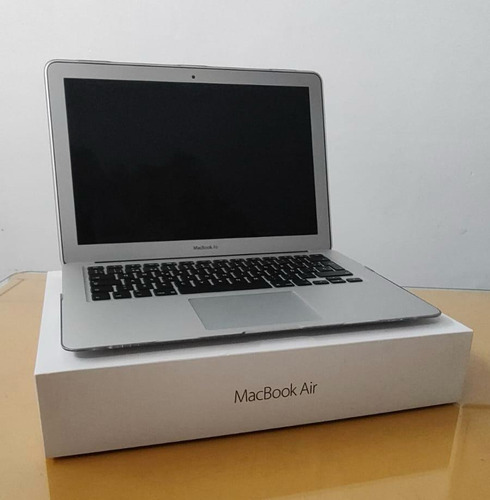 Macbook Air 2017 1,8 Ghz 15- Wn 8g Ram 128gb Almacenamiento