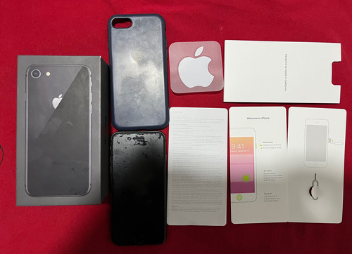 iPhone 8 64 Gb Gris Espacial Con Silicon Case Y Vidrio