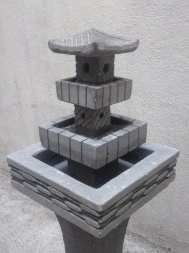 Fuente Pagoda Sin Pedestal (piedra) 