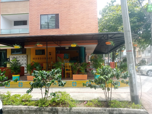 Restaurante Acreditado De Comida Típica