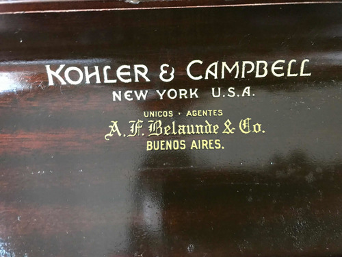 Piano Vertical Kohler & Campbell.  New York U.s.a.