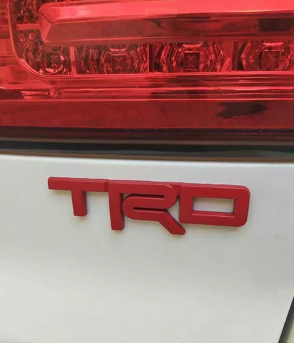 Emblema Trd En Color Rojo Para Rusticos 4x4 Toyota  Foto 3