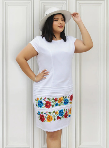 Vestido Yucateco Bordado Artesanal. Colibrí. Mayakim