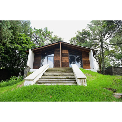 Refugio En El Bosque De Morelos. Autonomía Total: 2 Módulos Independientes En El Corazón Del Bosque. | MercadoLibre