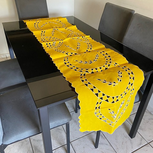 Trilho Para Mesa Amarelo Lindíssimo 0,47x1,47 Tecido Oxford