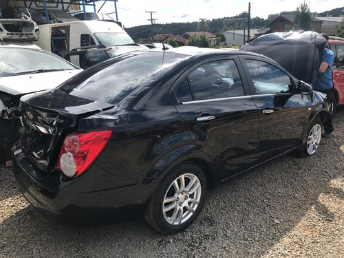 SUCATA CHEVROLET SONIC 1.6 2012 RS CAÍ PEÇAS