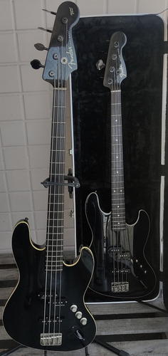 Baixo Fender Aerodyne Com Case P/j Japão C/seymour Duncan 