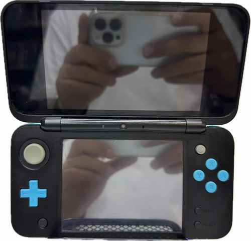 Consola New Nintendo 2ds Xl | Con Memoria De 32 Gb