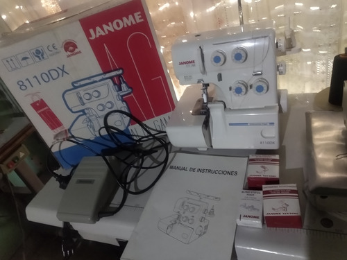 Janome 8110 Dx Overlock 4 Hilos