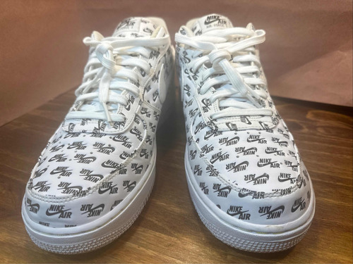 Air Force 1 Low All Over Logo White 8.5mx  F401